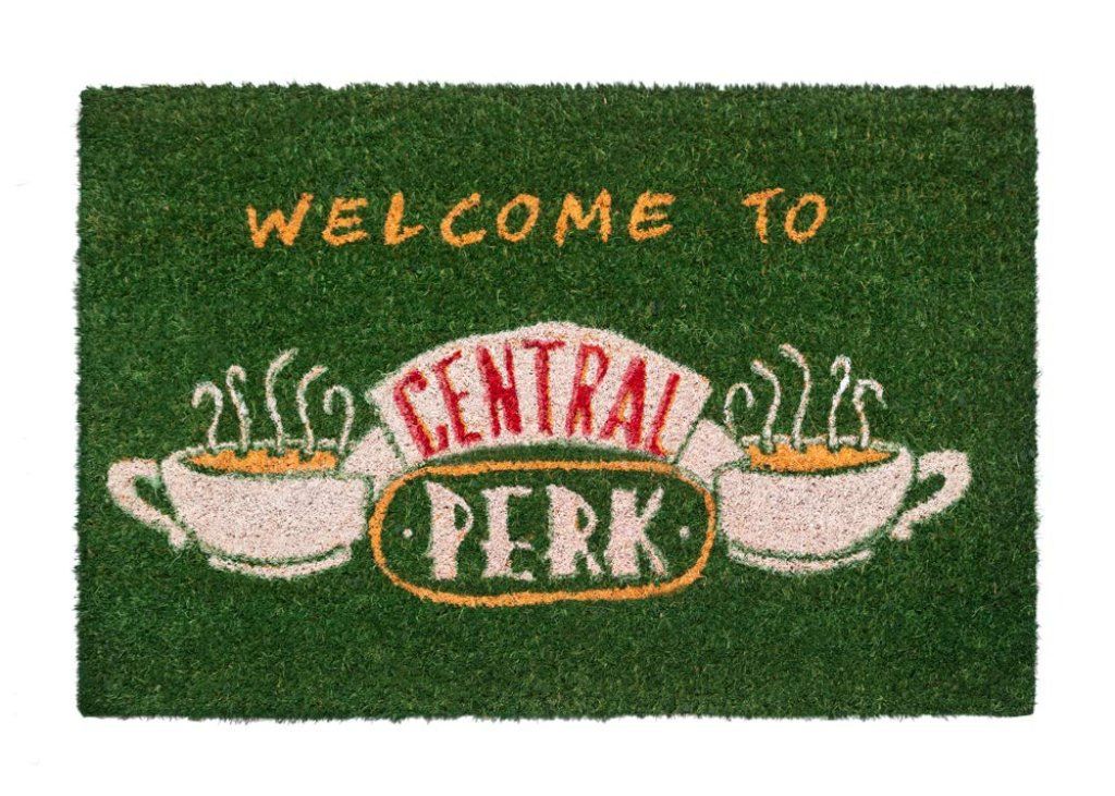 GRUPO ERIK Zerbino Friends Central Perk in fibra di cocco – Grupo Erik GRUPO ERIK Zerbino Friends Central Perk in fibra di cocco – Grupo Erik