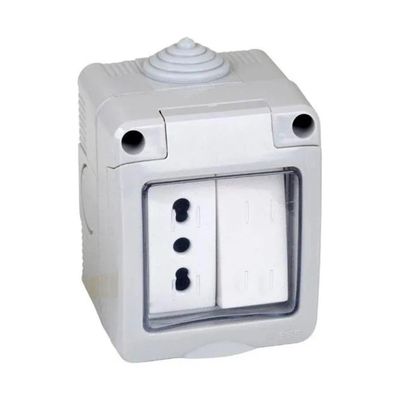 FAEGAE FAEG Presa Bivalente 10/16A con Deviatore da Esterno IP55 FAEGAE FAEG Presa Bivalente 10/16A con Deviatore da Esterno IP55