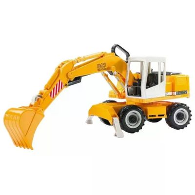 Bruder 02426 Escavatore gommato Liebherr