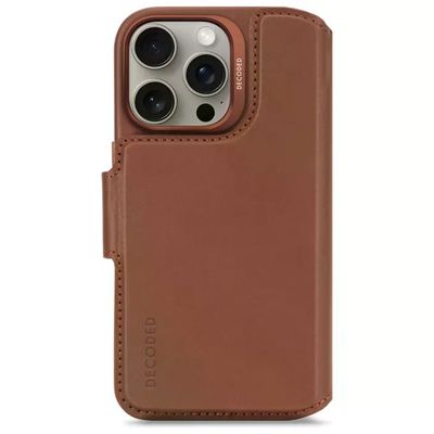 Decoded D25IPO16PDW5TAN Capa Carteira Amovibile per iPhone 16 Pro 3 Slot Carte Compatibile MagSafe Decoded D25IPO16PDW5TAN Capa Carteira Amovibile per iPhone 16 Pro 3 Slot Carte Compatibile MagSafe