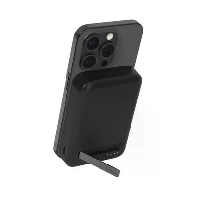 Belkin BPD008 BoostCharge Pro Power Bank Magnetico 10000 mAh Qi2 15W con Supporto Integrato USB Belkin BPD008 BoostCharge Pro Power Bank Magnetico 10000 mAh Qi2 15W con Supporto Integrato USB