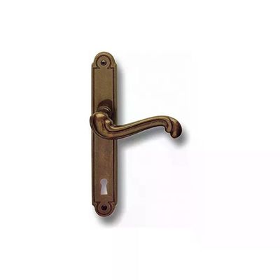 Ghidini 44290089000 Barocco Maniglia per Porta su Placca P90 Ottone Q8 Interasse 90 mm Foro Patent colore Ghidini 44290089000 Barocco Maniglia per Porta su Placca P90 Ottone Q8 Interasse 90 mm Foro Patent colore