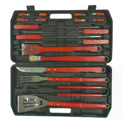 Sandrigarden 7893420 Set per Barbecue 18 Pezzi Acciaio Inox Manico Legno con Valigetta Sandrigarden 7893420 Set per Barbecue 18 Pezzi Acciaio Inox Manico Legno con Valigetta
