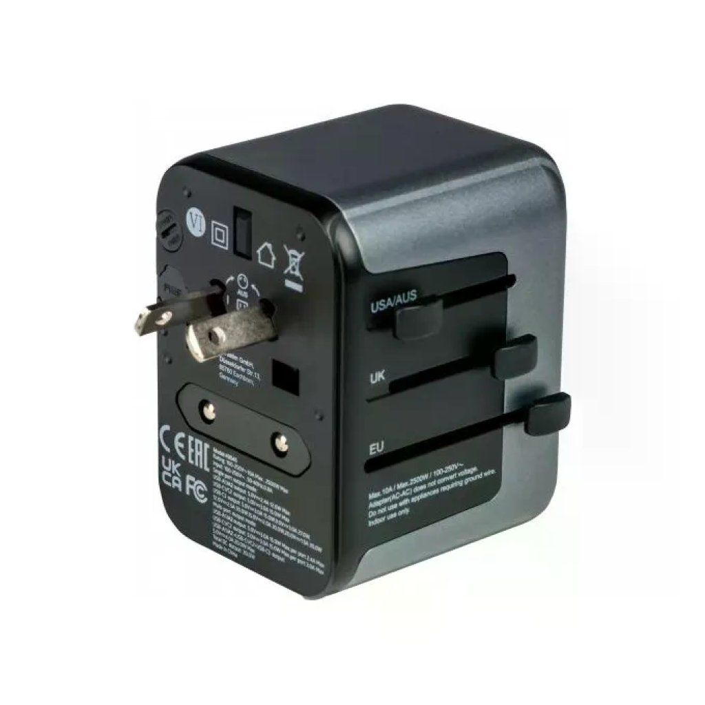 Verbatim Univesal Travel Adapter UTA-03 USB-C 30W 2xUSB-C 2xUSB-A Verbatim Univesal Travel Adapter UTA-03 USB-C 30W 2xUSB-C 2xUSB-A