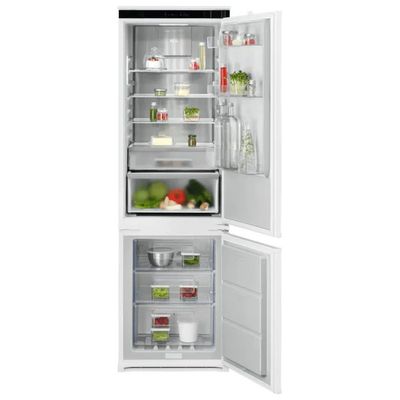AEG TC7MS181DS Frigocongelatore da incasso TwinTech No Frost, 249 L, Classe D, Inox AEG TC7MS181DS Frigocongelatore da incasso TwinTech No Frost, 249 L, Classe D, Inox