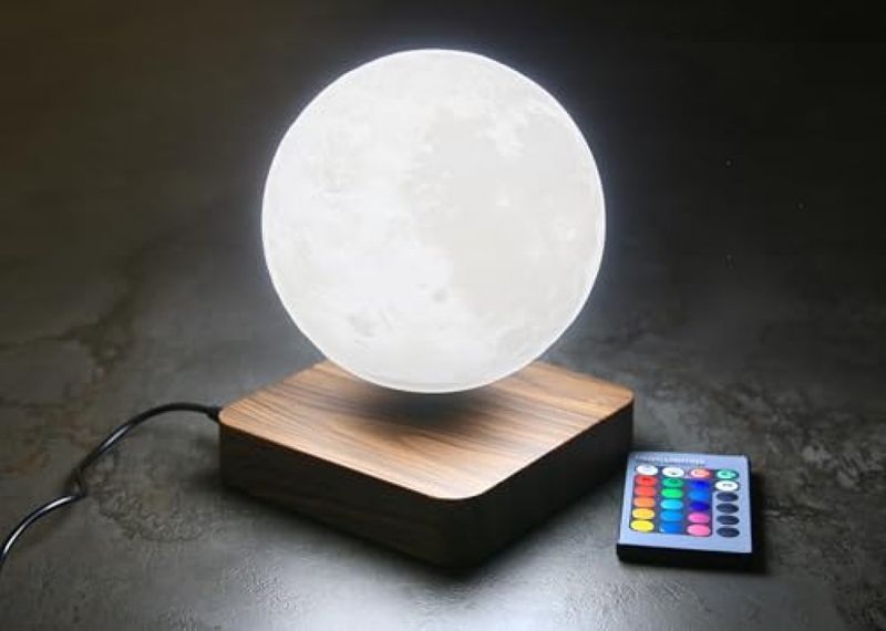 Diprogress DP Moon 14 – Lampada lunare LED magnetica Diprogress DP Moon 14 – Lampada lunare LED magnetica