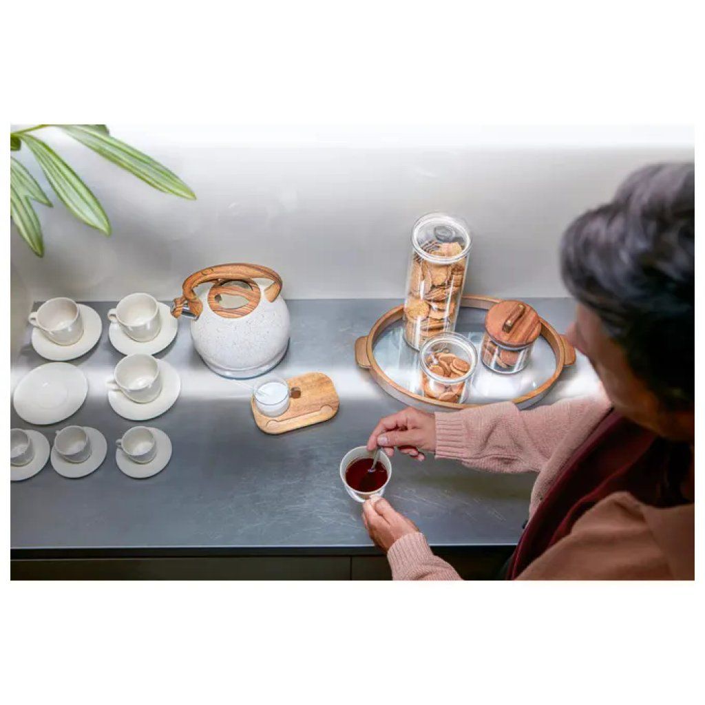 Philips Hue Flux Striscia LED intelligente 4 m, 1600 lm Philips Hue Flux Striscia LED intelligente 4 m, 1600 lm