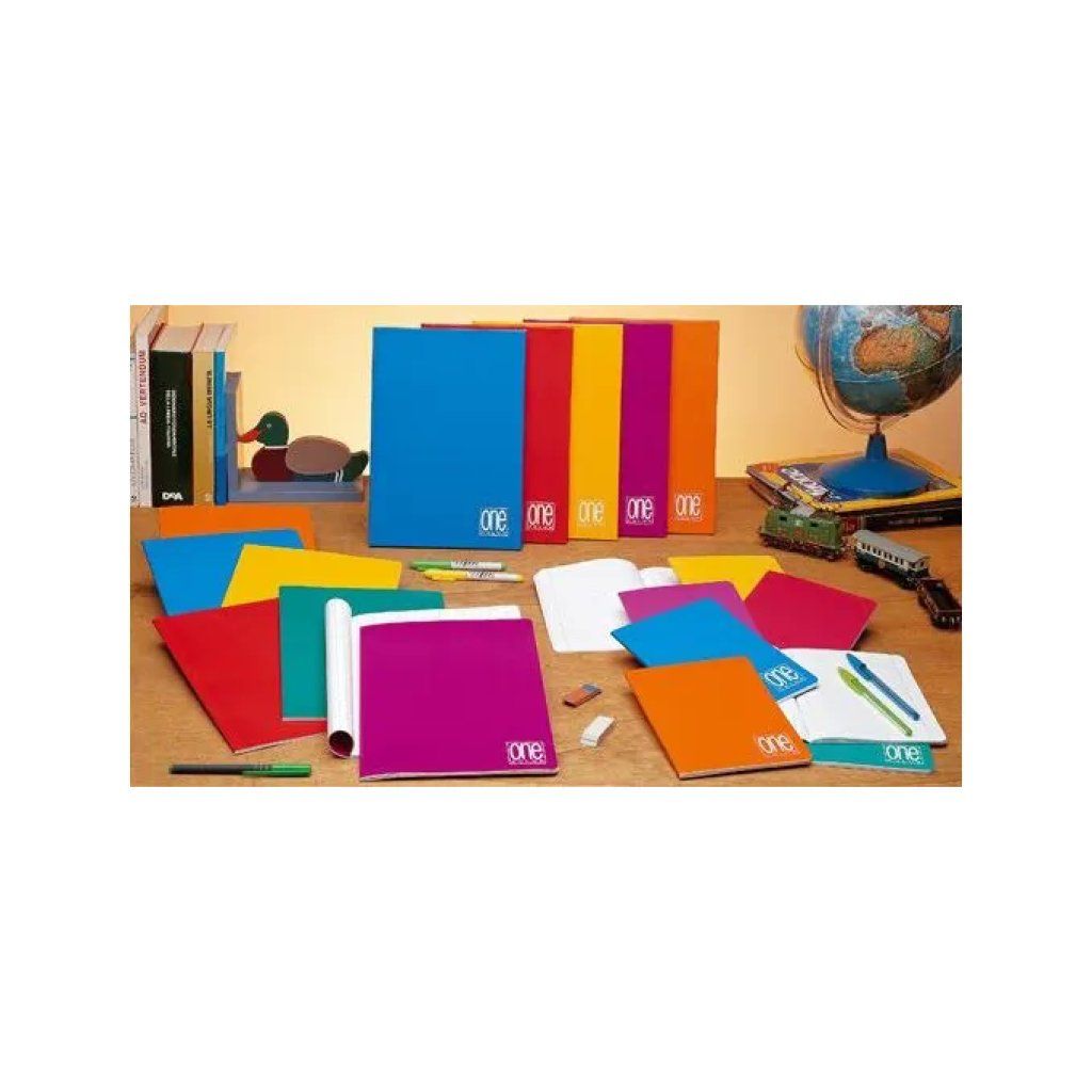 Blasetti Maxi One Color, confezione da 10 quaderni A4 a quadretti 5 mm, 100 fogli Blasetti Maxi One Color, confezione da 10 quaderni A4 a quadretti 5 mm, 100 fogli