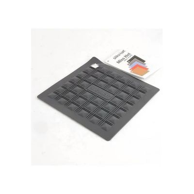 3C CASA Miss Hot – Presina e sottopentola in silicone grigio 25 × 25 cm 3C CASA Miss Hot – Presina e sottopentola in silicone grigio 25 × 25 cm
