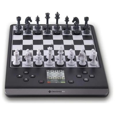 MILLENNIUM 2000 Millennium ChessGenius Pro M815 – Scacchiera elettronica con display a colori MILLENNIUM 2000 Millennium ChessGenius Pro M815 – Scacchiera elettronica con display a colori