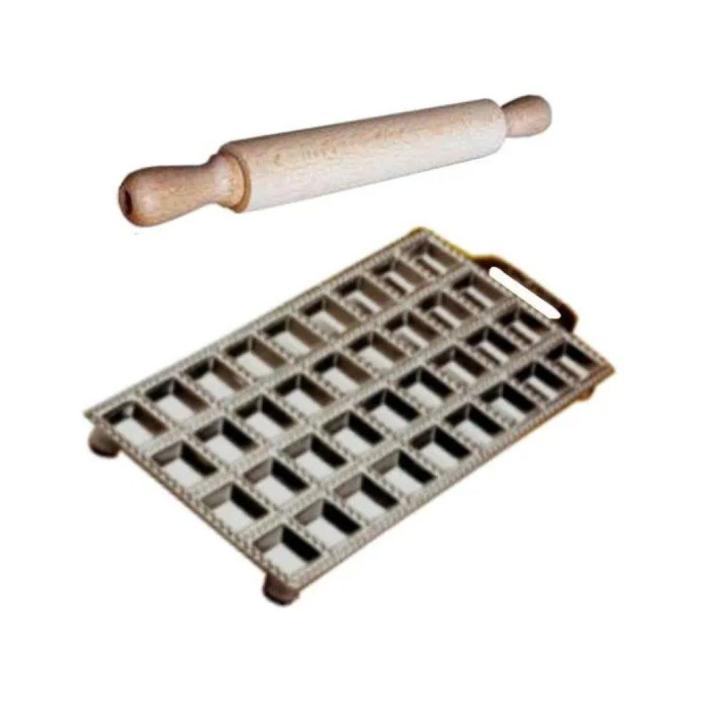 Ottinetti Stampo per 36 Ravioli con Rullo in Legno