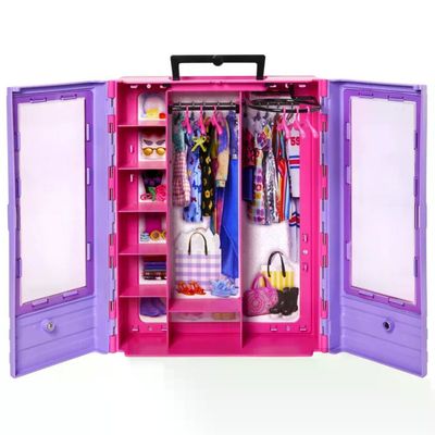 MATTEL Barbie Fashionistas HJL65 – Armadio portatile con vestiti e accessori MATTEL Barbie Fashionistas HJL65 – Armadio portatile con vestiti e accessori