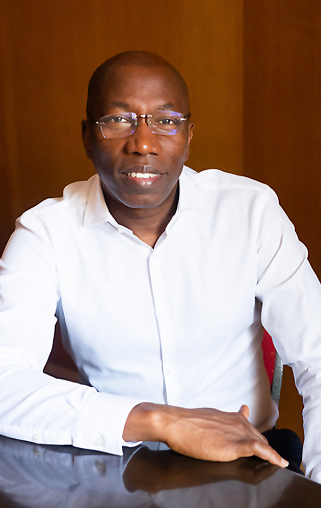 DA DEMOCRACIA EM ÁFRICA