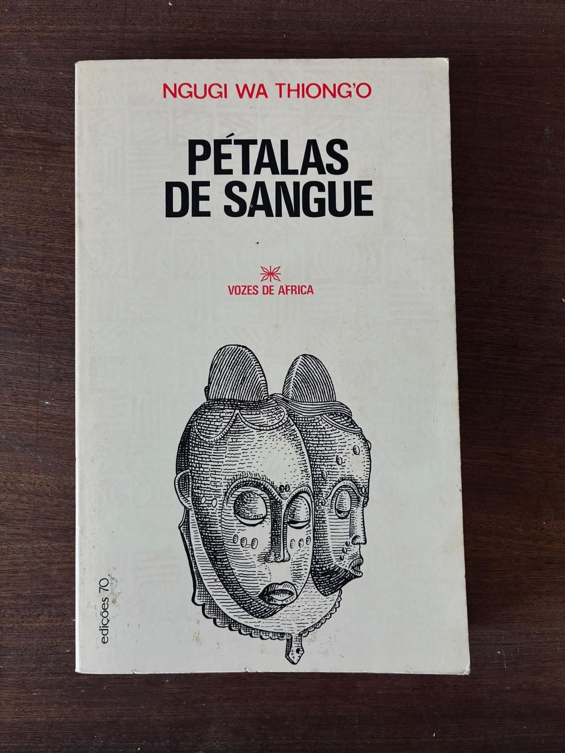 PÉTALAS DE SANGUE