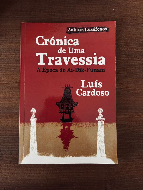CRÓNICA DE UMA TRAVESSIA: A ÉPOCA DO AI DIK-FUNAM CRÓNICA DE UMA TRAVESSIA: A ÉPOCA DO AI DIK-FUNAM