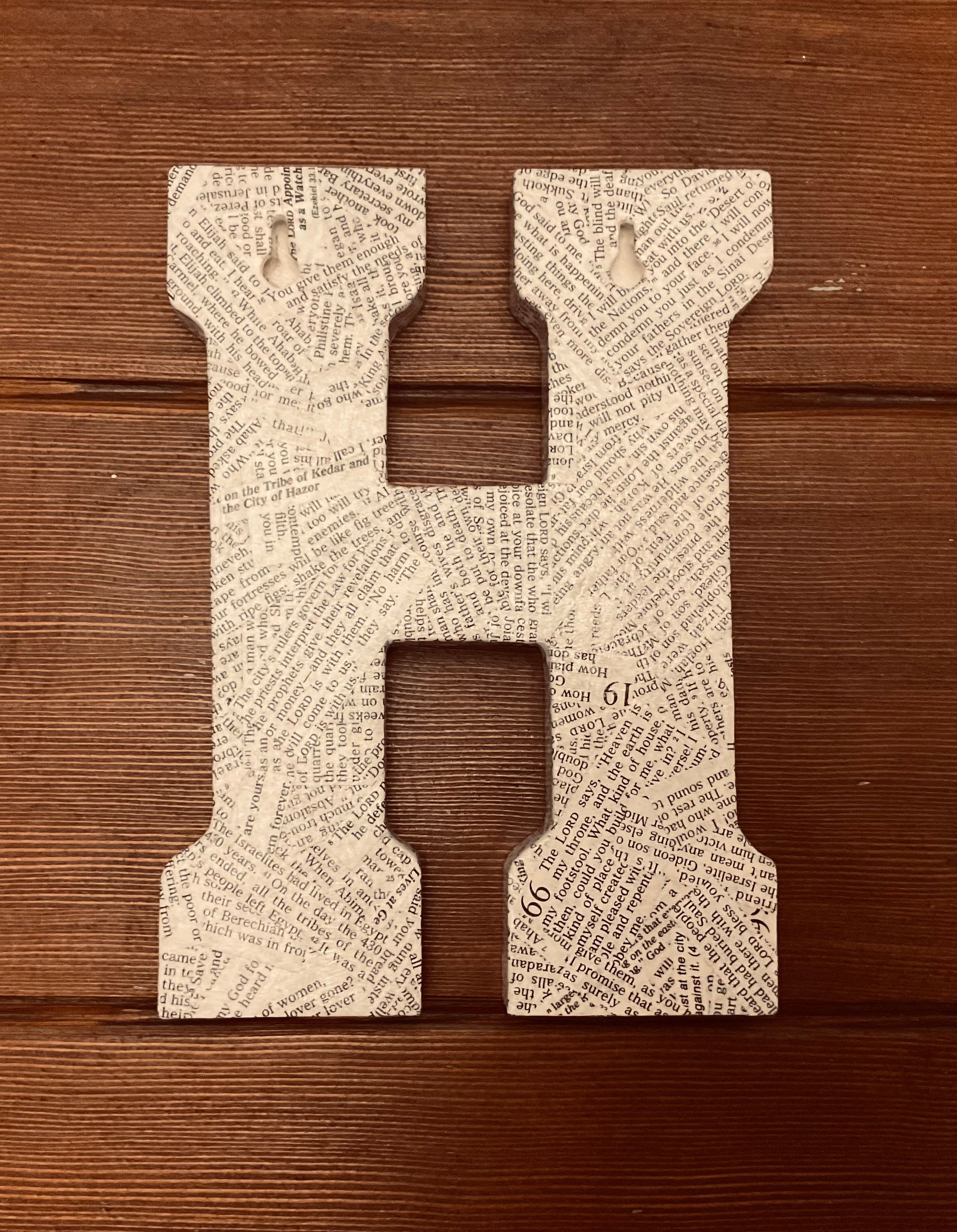 Letter H- medium