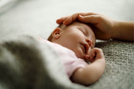 Le sommeil de bébé durant sa première année
