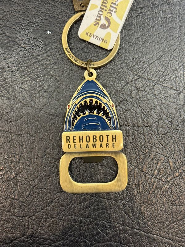 BOTTLE OPENER KEYCHAIN GREAT WHITE SHARK