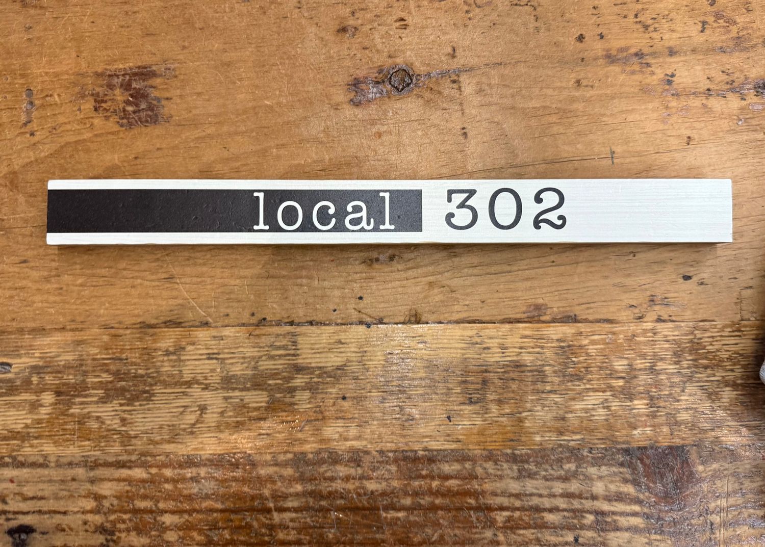 LOCAL SKINNY BLOCK 302