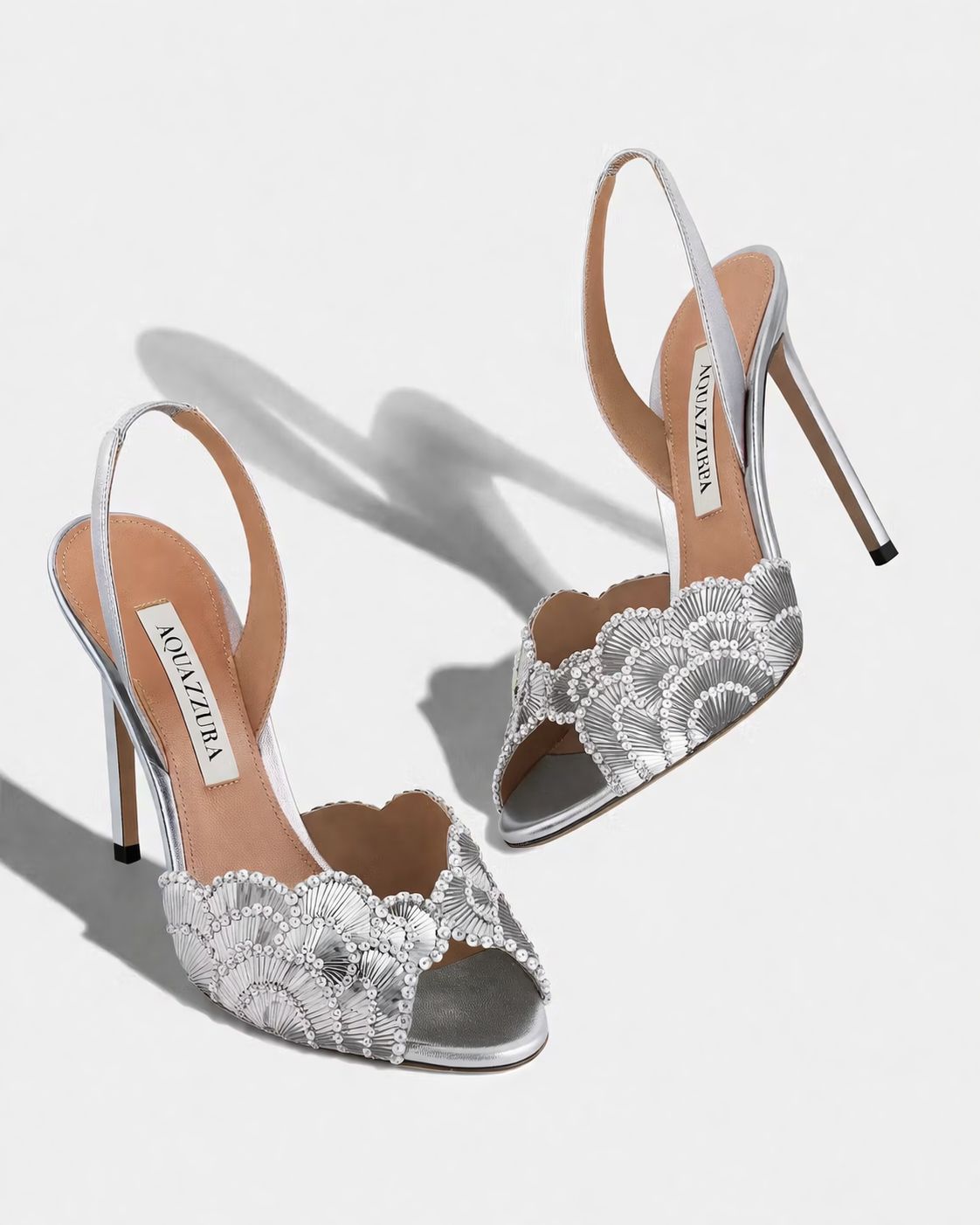 صندل اكوازورا لون فضي مغلق من الخلف