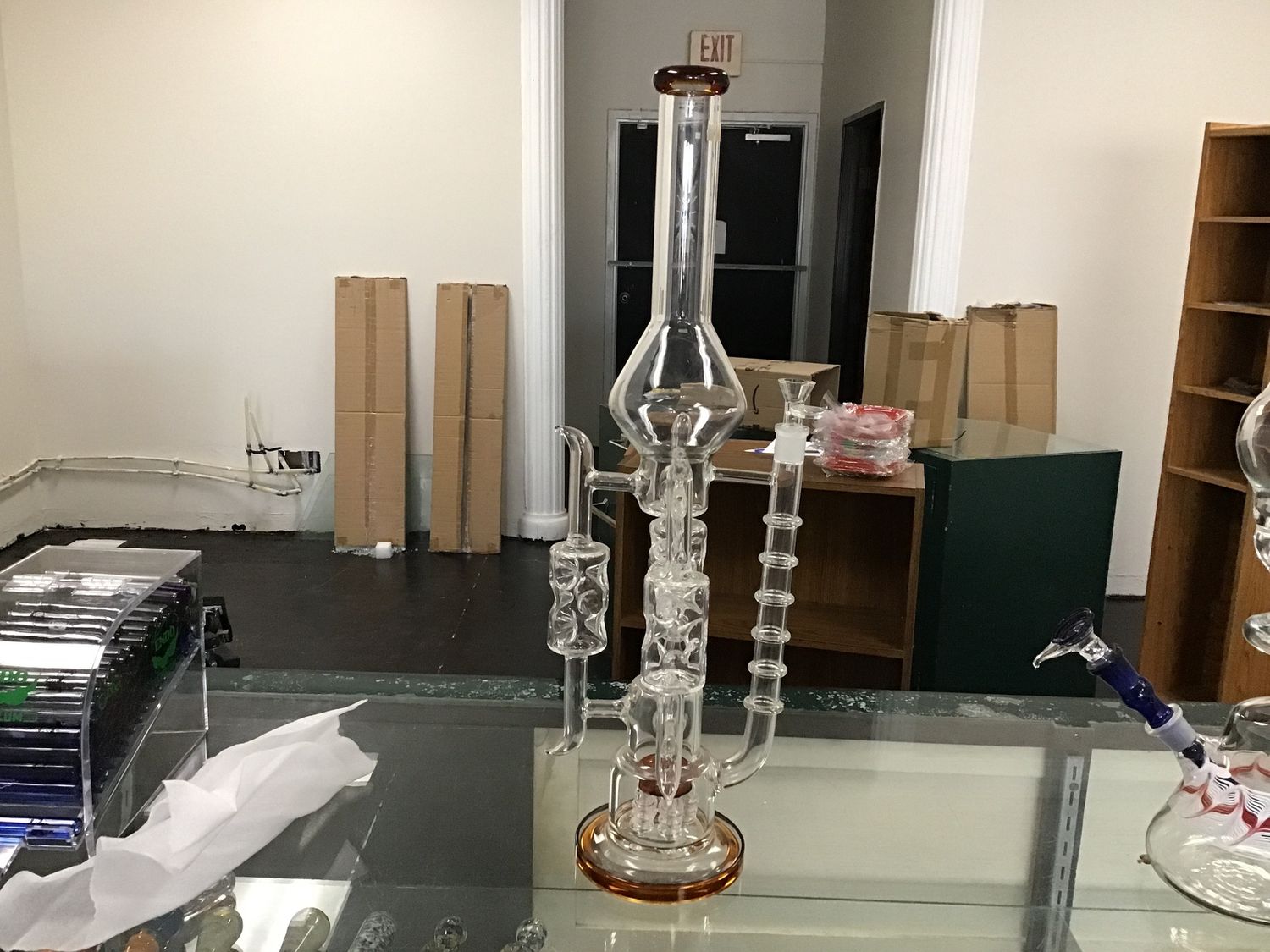 405 Glass tobacco Pipe 22” GB304