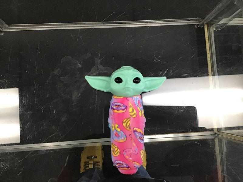 Baby Yoda Hand Pipe