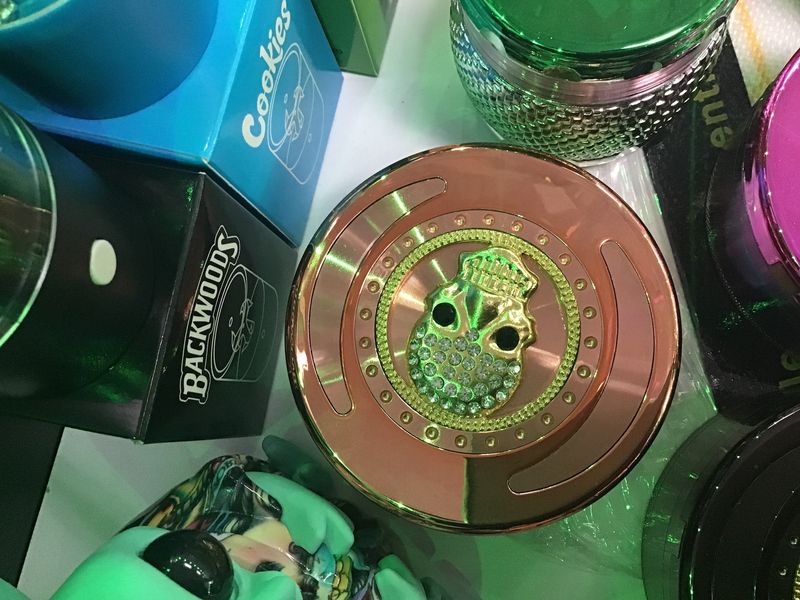 Bling Chromium Crusher Vortex Deluxe Grinder