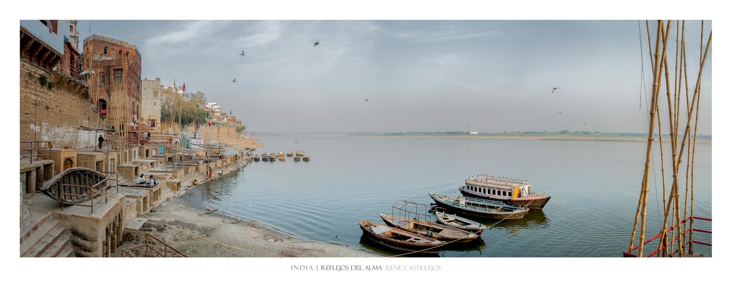 PANORAMIC VIEW OF VARANASI PANORAMIC VIEW OF VARANASI