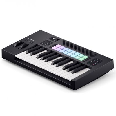 Novation Launchkey 25 MIDIコントローラー Novation Launchkey 25 MK4 25-key Keyboard Controller