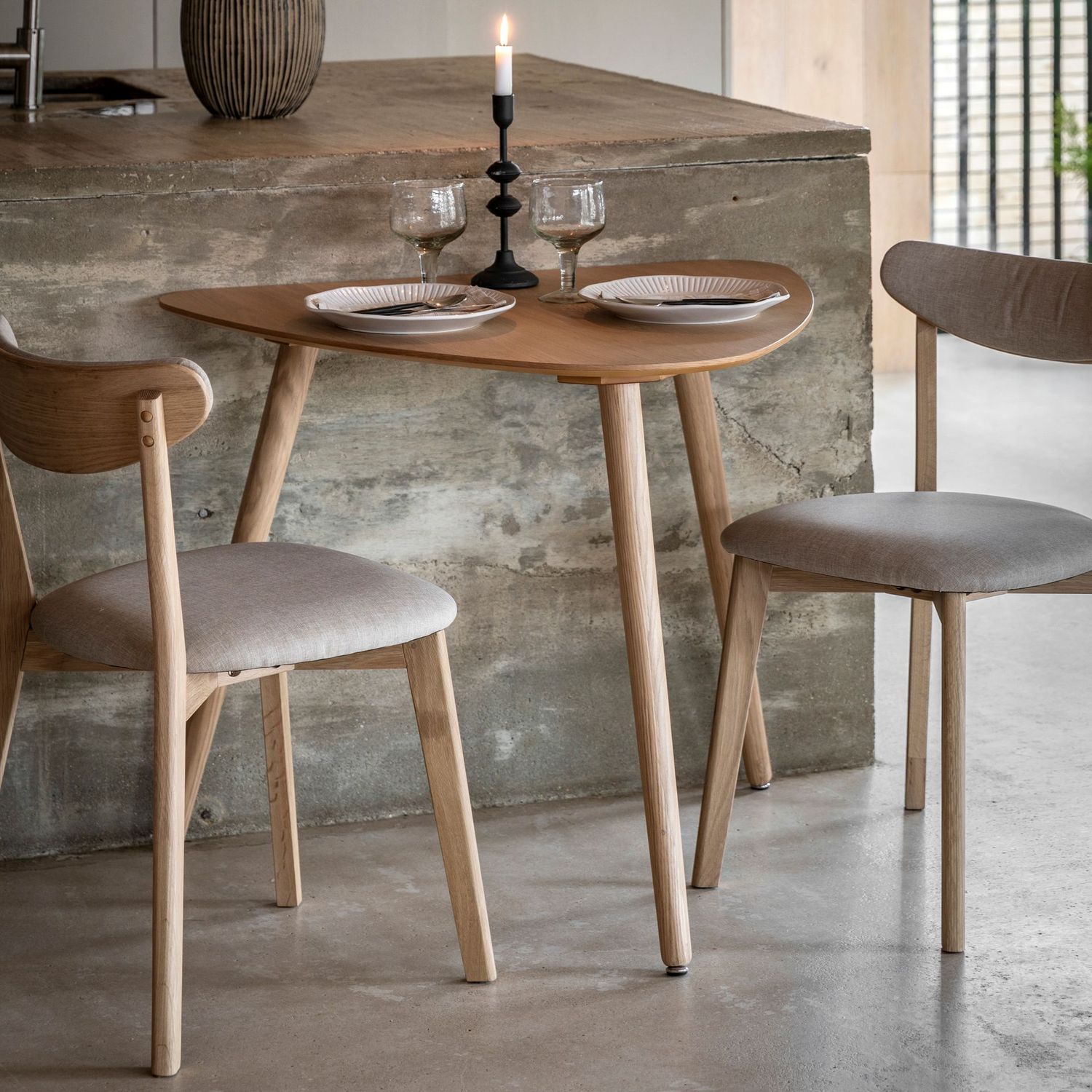 Gallery Direct Hatfield Oval Dining Table