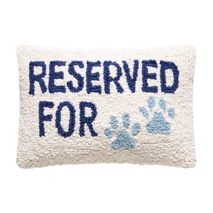 PILLOW RESERVED FOR DOGS HOOK