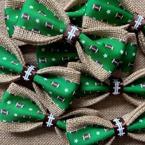 BOW TIE BURLAP FOOTBALL GREEN