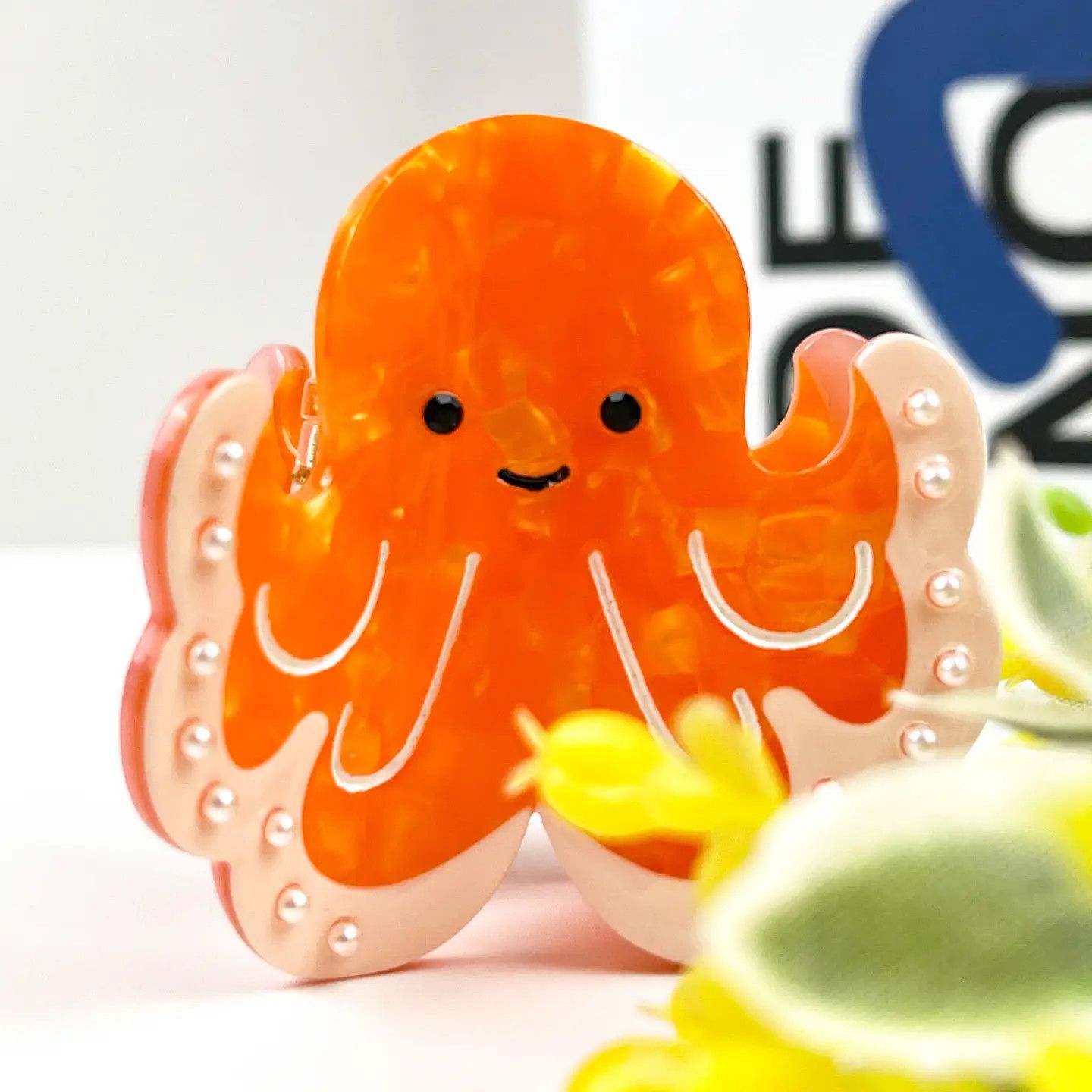 HAIR CLIP PEARL OCTOPUS