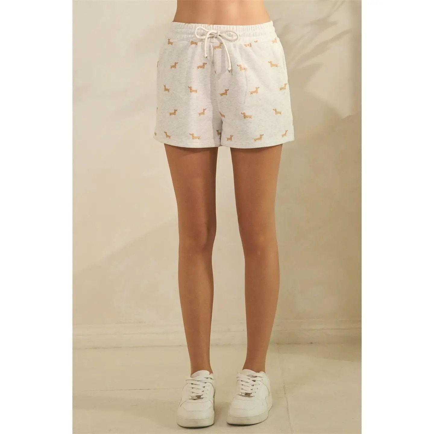 SHORTS ALL OVER DACHSHUNDS, Color: OATMEAL, Size: S