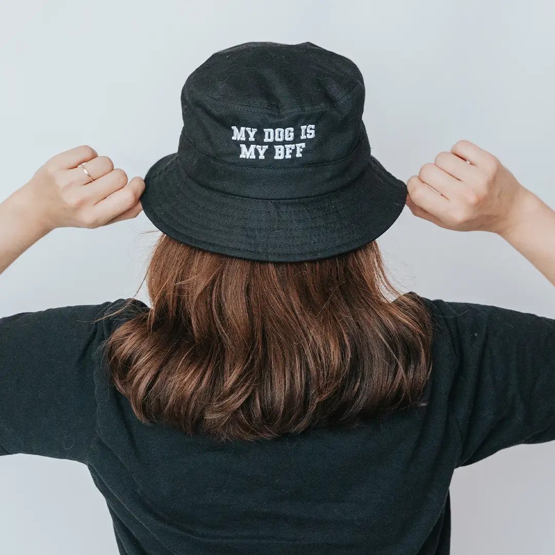 BUCKET HAT BLACK MY DOG IS MY BFF