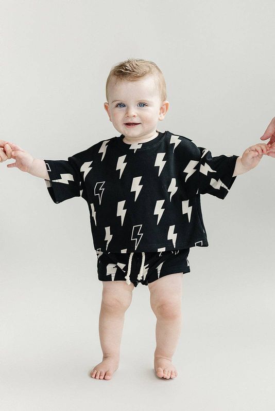 Shorts Set | Black Bolts