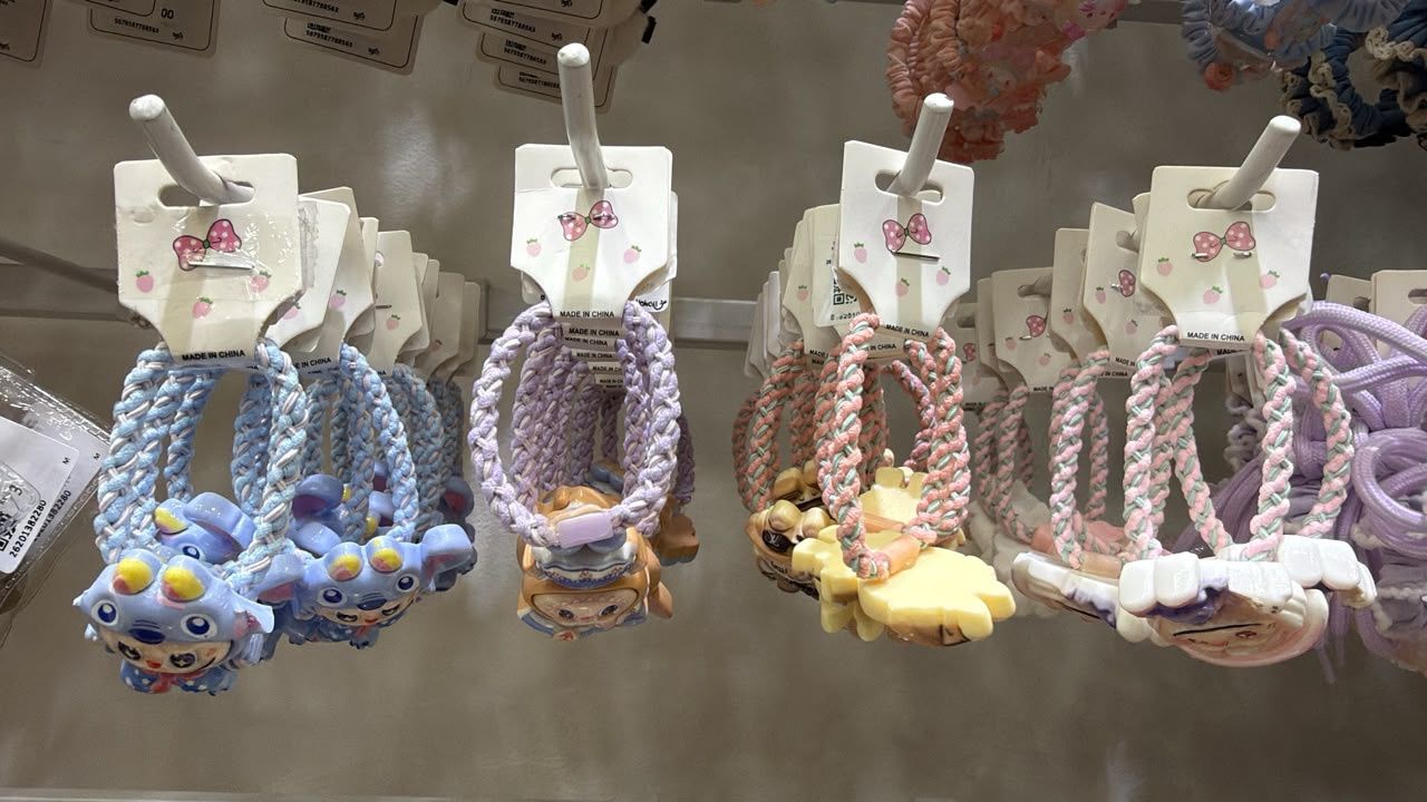 25105 Hair Accessory