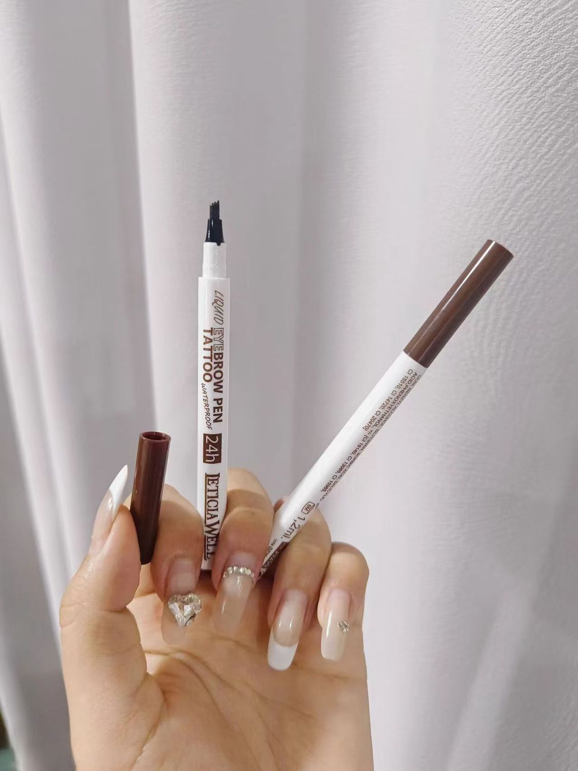 ETTCIAWELL 33250 Liquid 4 pronged eyebrow pencil, #: brown