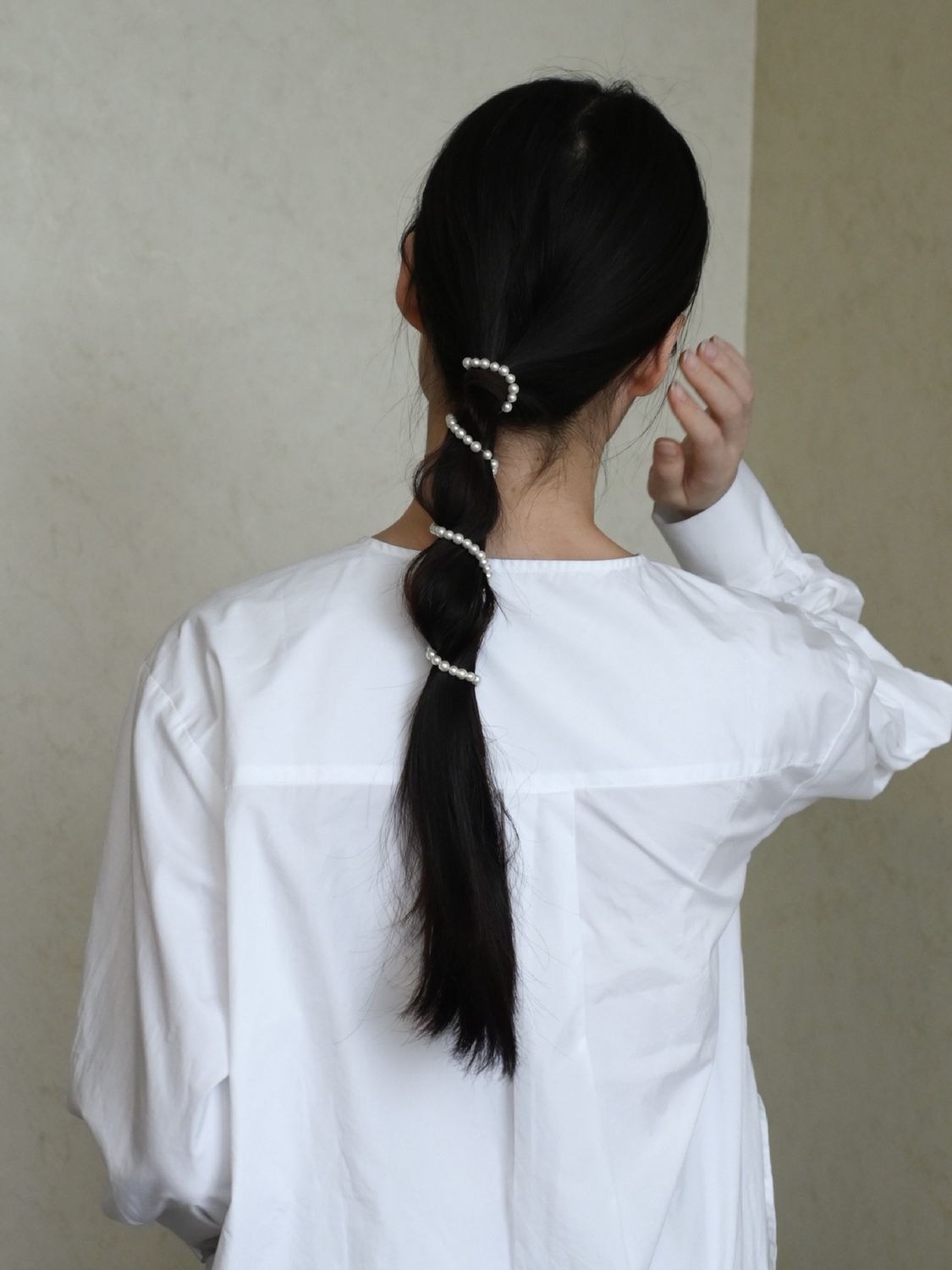 Qimin L.Bardeen hair rope: small pearls 32006