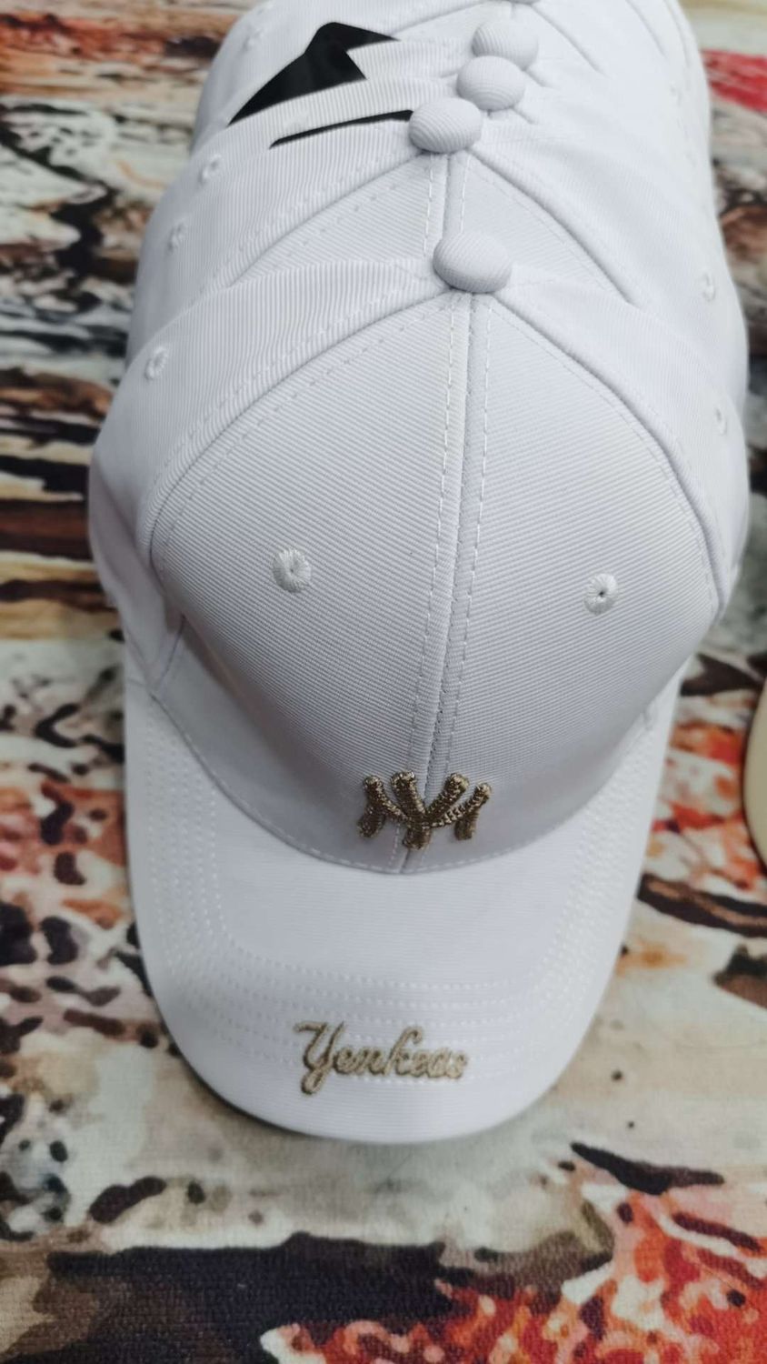 DD NY Yenkees Baseball cap White embroider gold 87784