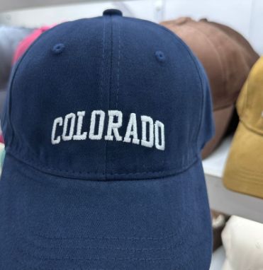 YH Retro baseball cap: navy blue co  38388