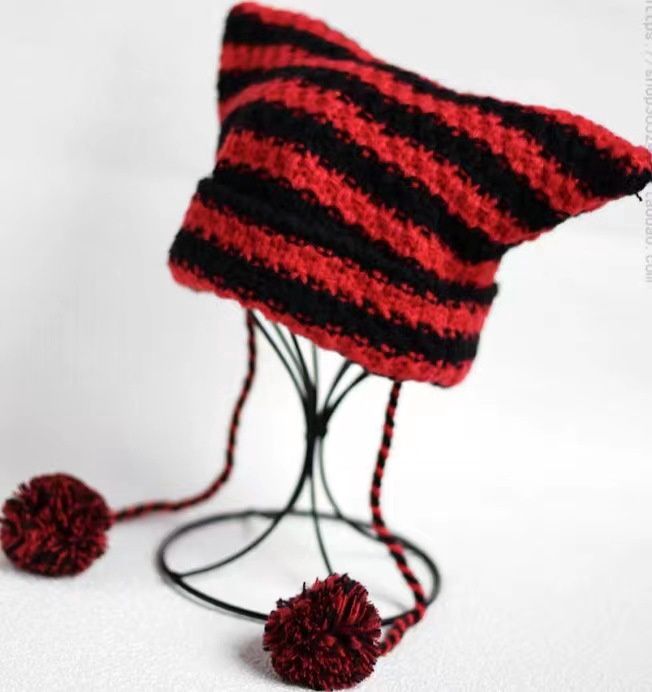 Striped devil wool ball knitted hat: with wool ball [red and black]: 50941