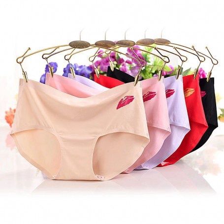 Amoi 6033 Seamless Ice Silk Panties - Panties Size : Free Size 40-59kg, Color Code : Random Color 21555