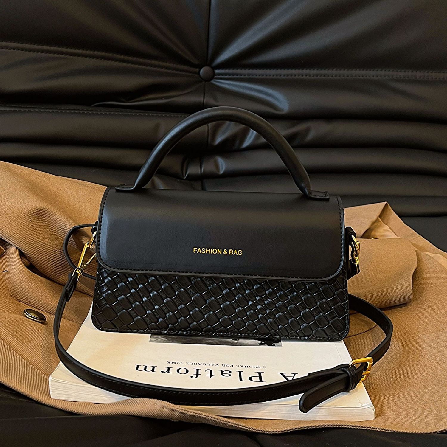 ZL Woven embossed handbag: Black 91450