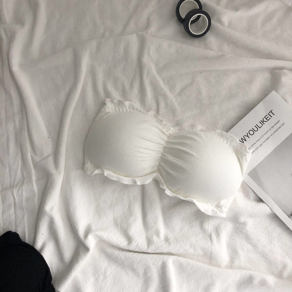Yizman 701 Strapless one-line thread bra White 67453
