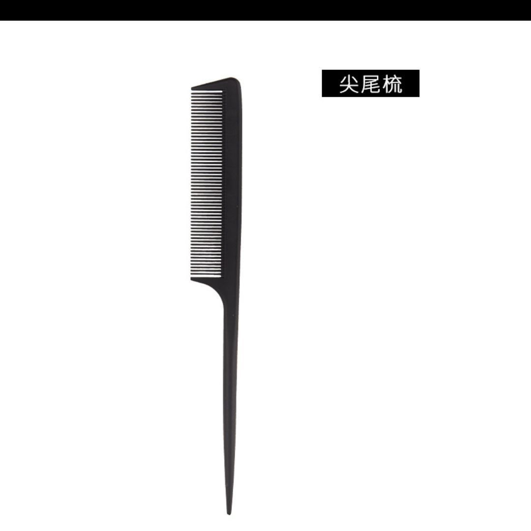 31145 Pointed tail comb - black