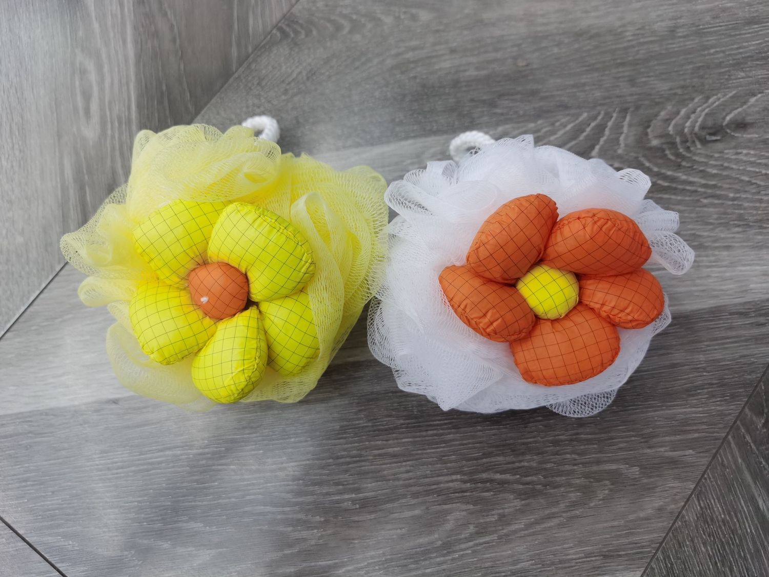 24117 BATH SPONGE yy