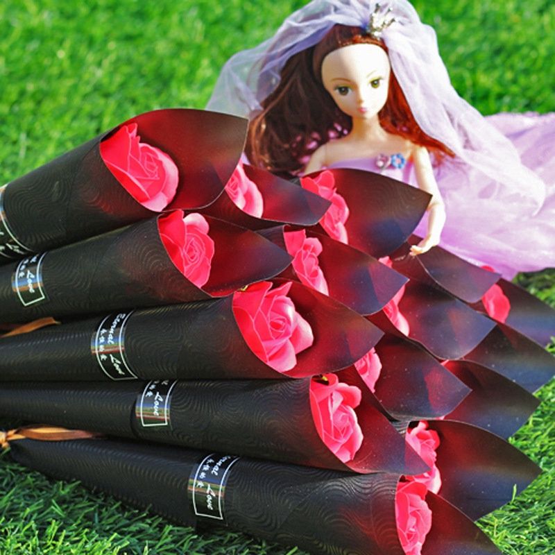 Hao Rose Soap Flower Bouquet Red 40406