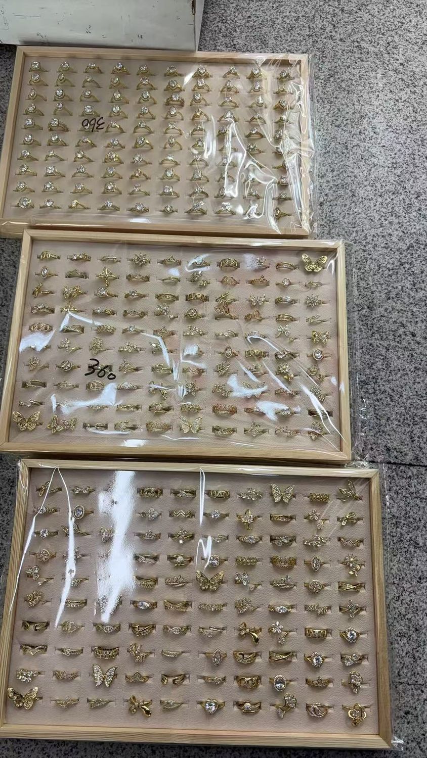 1420 ring wood LY, #: Gold1