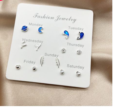 Mangxiaoguo week 7 pair ear pierce: 鹿头7对 79107